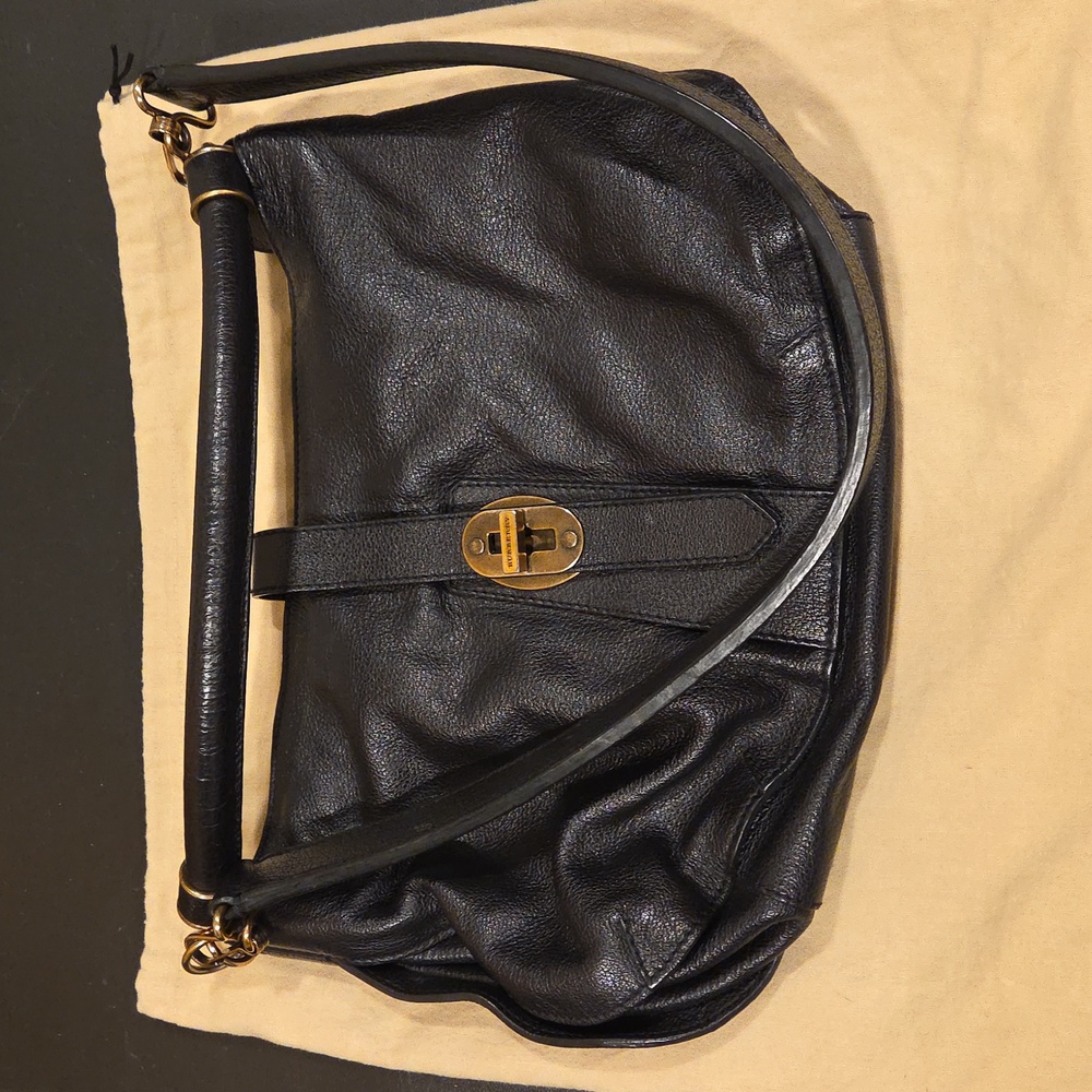 Burberry Black Leather Shoulder Bag with Gold Hardware - Picture 4 of 10